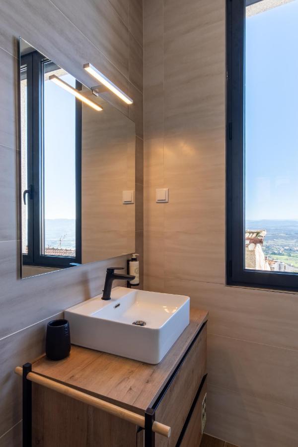 Apartamentos Do Mercado Covilhã Екстериор снимка